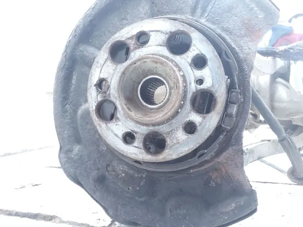 Mercedes-Benz Hinterfedern OEM 15122633 - Gebraucht image 5