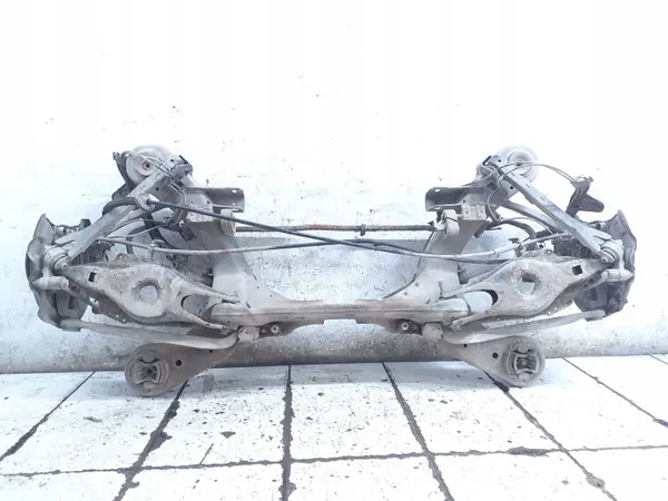 Mercedes-Benz Hinterfedern OEM 15122633 - Gebraucht image 6