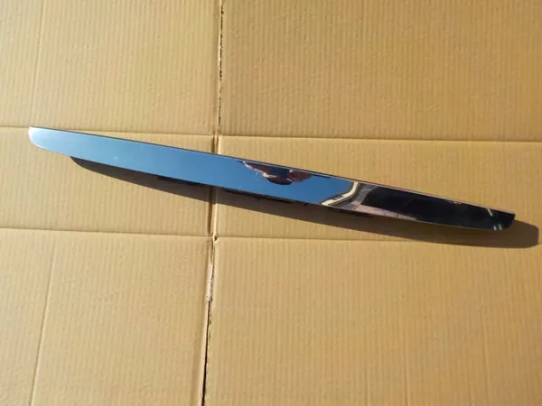 OEM Moldura Maçaneta Portão Traseiro Mercedes W169 2006 image 2