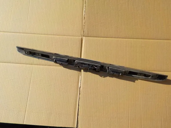 OEM Moldura Maçaneta Portão Traseiro Mercedes W169 2006 image 3