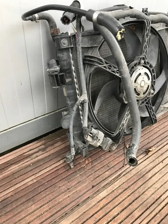 Kylarrubrik Framsidan Opel Tigra B 1.4 OEM 13189080 image 4