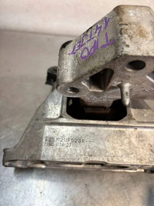 Moottorin tuki OEM 112119523R Renault Master IV:lle image 4