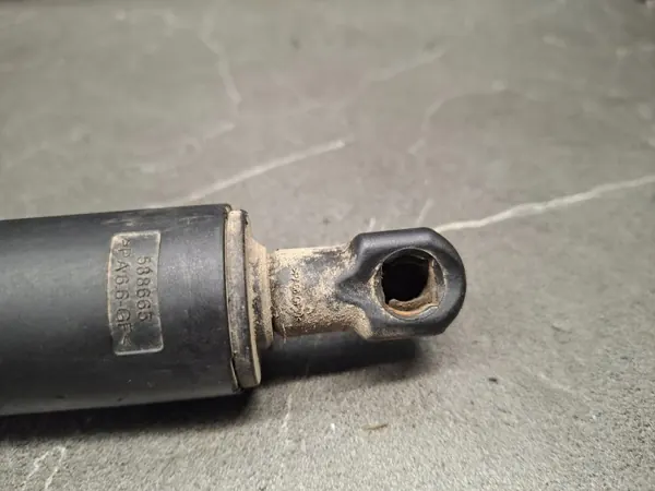 OEM A4479800064 Tavaratilan Luukun Aktuaattori Mercedes W447 image 4