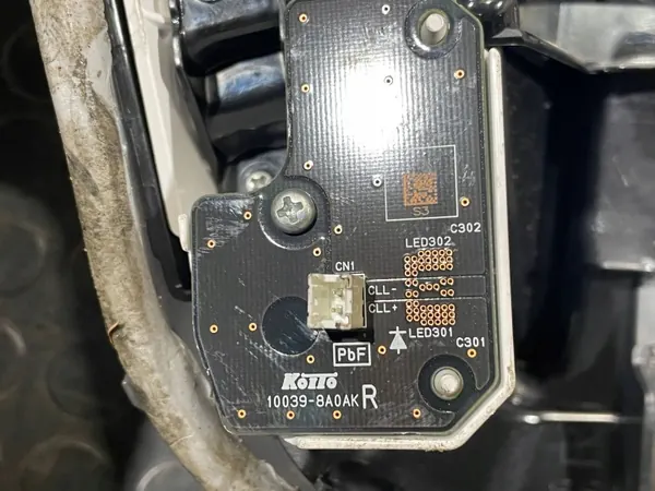 Toyota Yaris Cross 20- Koplampglas Rechts Voor OEM 10039-8A0AK image 10
