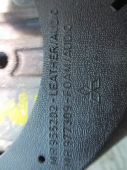Volante Mitsubishi Colt VI OEM 955202 Usado image 6