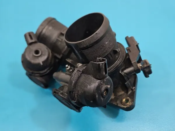 Spjällhus OEM 9646846380 för Peugeot 407 2.0 HDI image 2