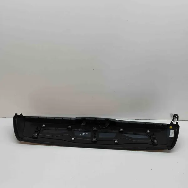 Takaluukku Spoileri Renault Captur (J5_) 265904886R image 3