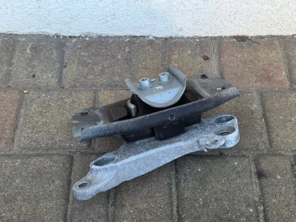 Versnellingsbaksteun OEM 9813721980 voor Peugeot 5008 II 1.2 image 2