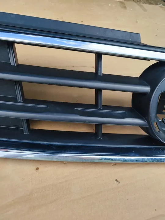 VW Tiguan II 5NA Lift 20- Grill Front 5NA853651BE image 3