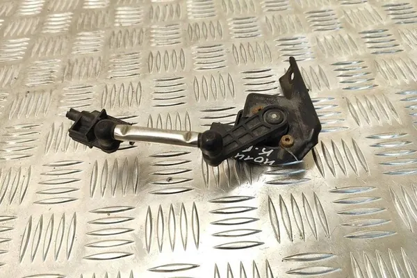 Sensor de nível dianteiro esquerdo PORSCHE PANAMERA 2011 OEM image 2