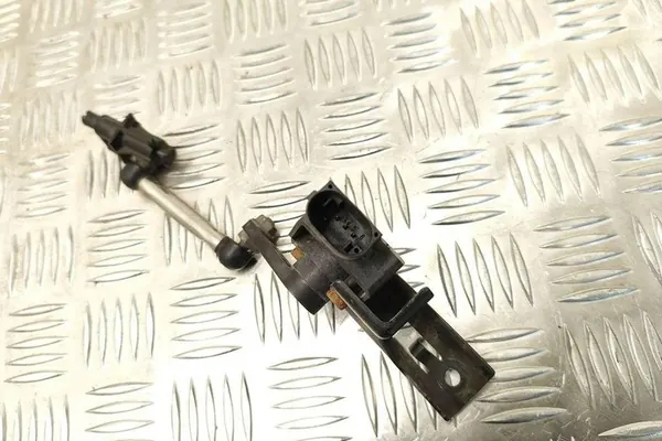 Sensor de nível dianteiro esquerdo PORSCHE PANAMERA 2011 OEM image 6