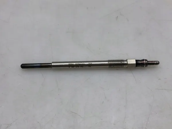 Bujía de precalentamiento Peugeot 1.4/1.6 HDi BERU GN056 image 3