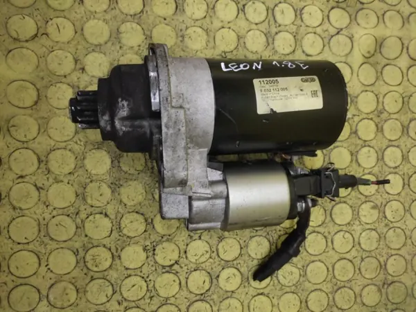 SEAT LEON I 1.8 startmotor OEM F032112005 image 2
