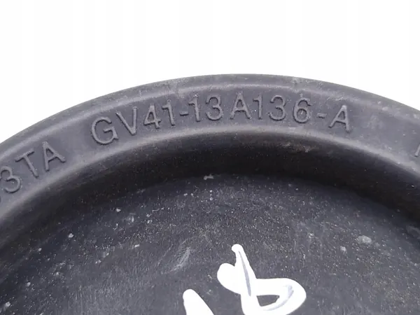 Ford Kuga Ajovalolampun kansi OEM GV41-13A136-A image 7