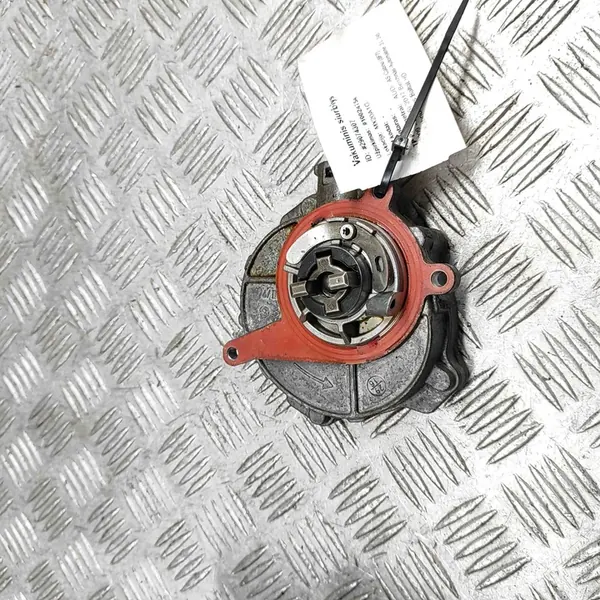 Imupumppu AUDI A5 Cabrio 3.0L 245kW 06E145100R image 5