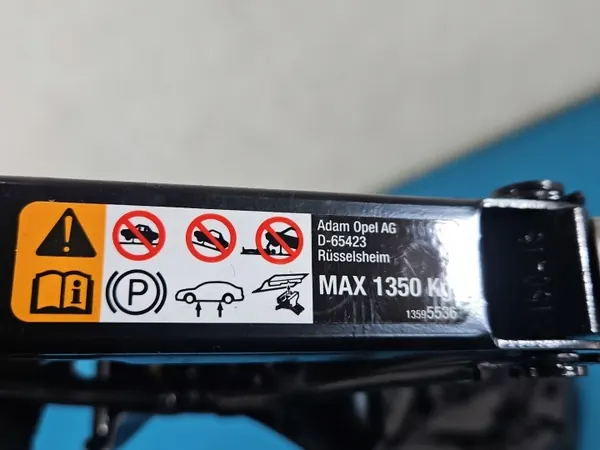 Gebrauchter Trapez-Wagenheber für Opel Insignia A image 4