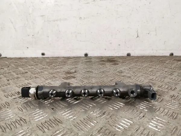 Conduite de carburant Subaru OEM FBZ13122 pour Outback 2016 image 2