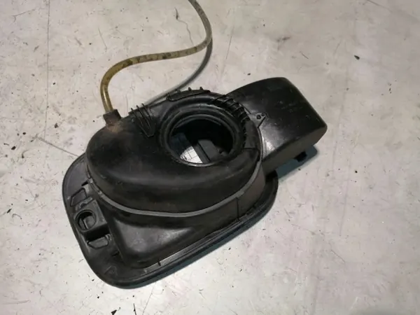 Polttoaineläppämoottori OEM 5E0809702B Skoda Octavia III image 5
