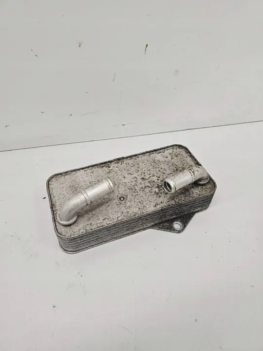 Refroidisseur d'huile Volkswagen PASSAT B8 image 5
