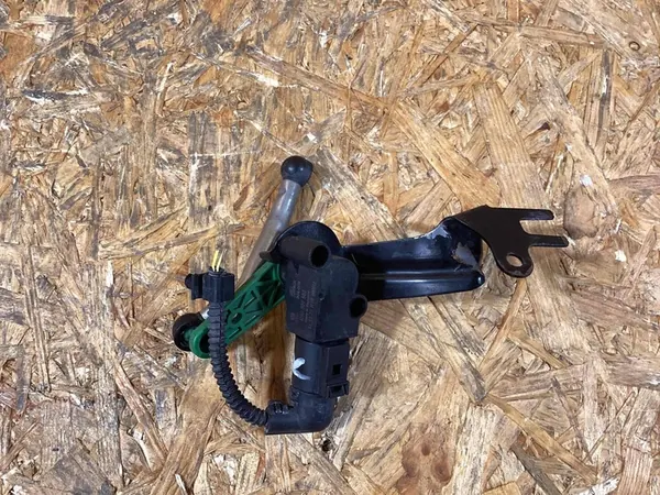 Framhöger nivåsensor Porsche Macan 4h0907503 image 3