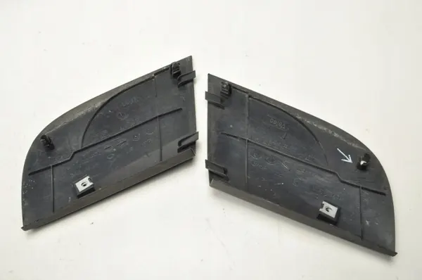 Junquillo parabrisas Mercedes W169 OEM A1698360018 image 3