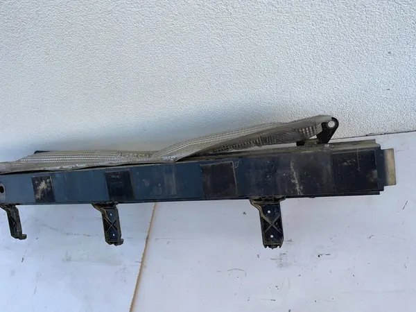 Poutre de pare-chocs arrière Renault Twingo III 14- OEM BR32011009 image 3