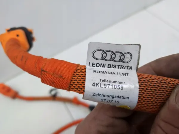 Câble de charge haute tension OEM 4KL971059 Audi Q8 e-tron image 7