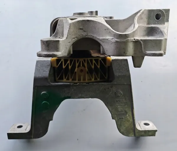 Engine Mount Bracket Mercedes CLA A-Class GLB W177 W118 image 2