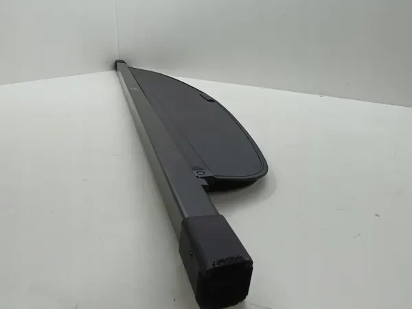Rouleau de coffre Mazda CX-7 2011 OEM AMD95469 image 3