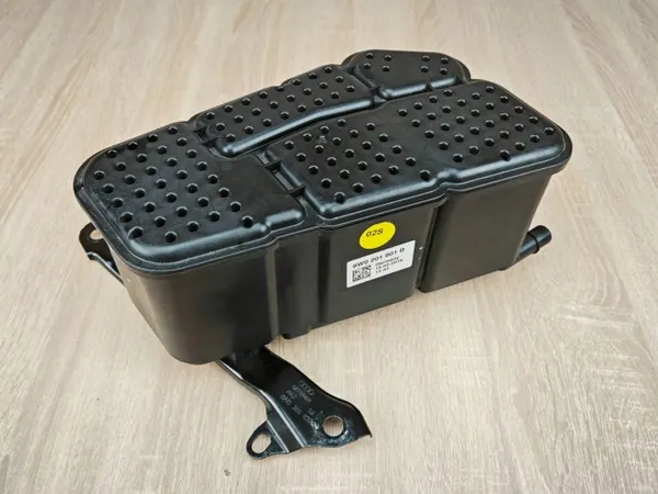 OEM 8W0201801B Kolfilter för Audi A4 B9 2.0 TFSI image 2