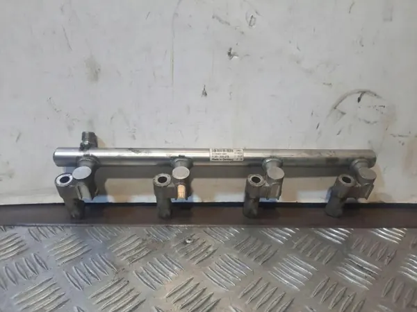 Jaguar XJ X351 3.0 inspuitrail OEM 8W93-9G802-AF image 3