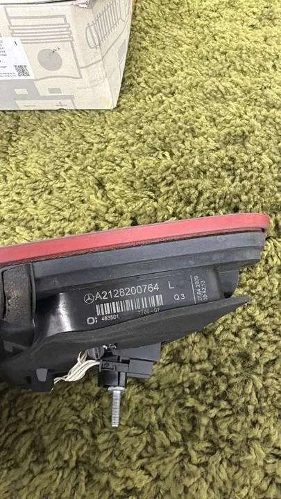 Linker Achterkleplamp Mercedes E 212 W212 Sedan 09-13 image 2