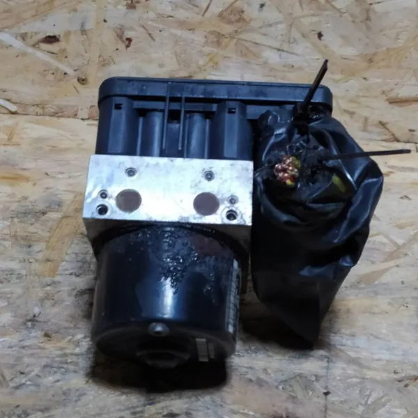 ABS-yksikkö OEM 9660696380 Citroen C3 C2 Peugeot 207 image 4