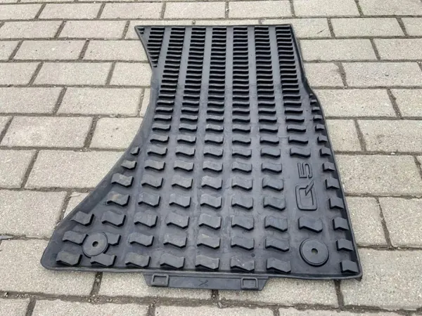Audi Q5 mattsats OEM 8R1061501 - Begagnad image 3