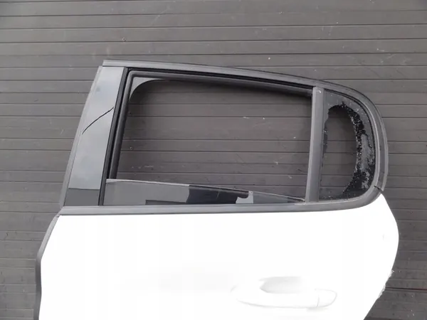 PEUGEOT 208 II 2022 Left Rear Door Complete OEM image 2