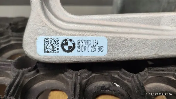 BMW OE 6878779 Cunha de Impacto Esquerda, Usada image 3
