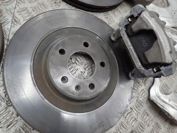 Bremsensatz Audi Q5 OEM HAMULCE N19 - Gebraucht image 5