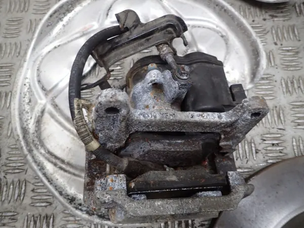 Bremsensatz Audi Q5 OEM HAMULCE N19 - Gebraucht image 6