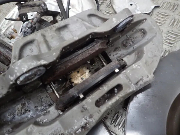 Bremsensatz Audi Q5 OEM HAMULCE N19 - Gebraucht image 8
