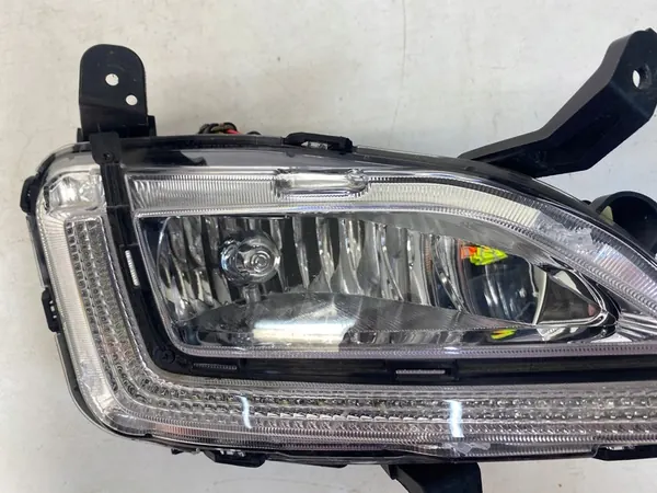 Farol DRL Direito Hyundai Tucson II III Lift 18- 92202D7600 image 4