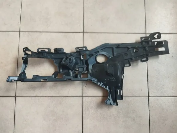 VOLVO V90 S90 2021- Supporto Paraurti Destro 32227397 image 2