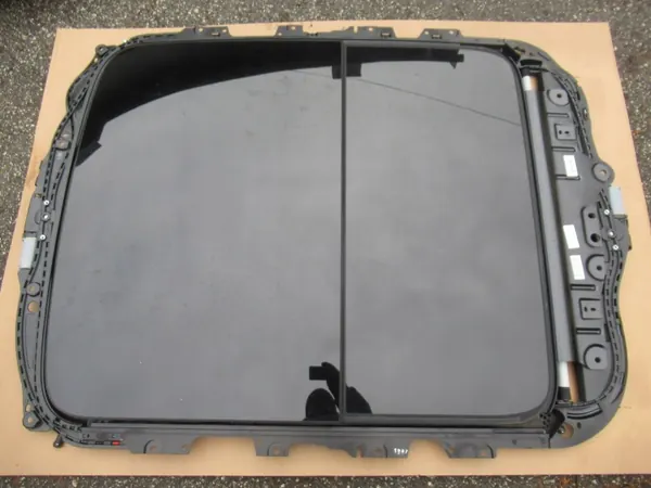 Teto Panorâmico Audi Q3 F3 OEM 83A877041 image 4