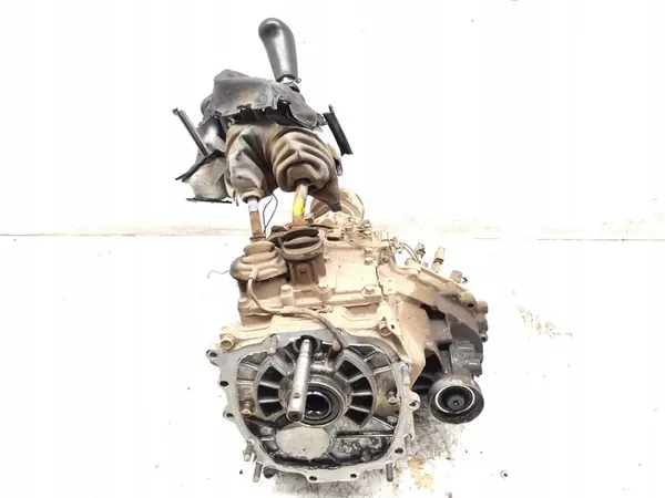 Mitsubishi L200 Boîte de transfert 2.2 DI-D 4WD Diesel 2020 image 10