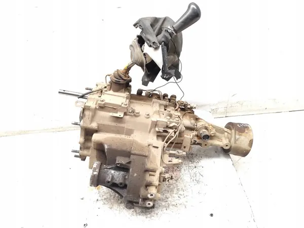 Mitsubishi L200 Boîte de transfert 2.2 DI-D 4WD Diesel 2020 image 5