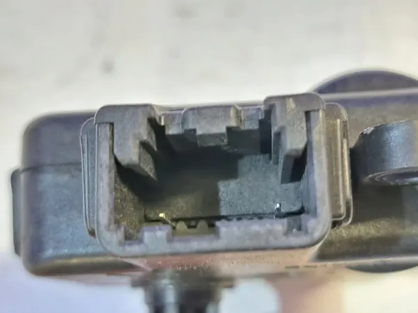 Motor de válvula de flujo de aire OEM AR3319E616DA Lincoln image 4