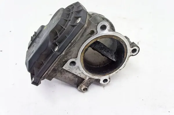 Volvo XC40 D3 2.0d Drosselklappe UK296 image 4