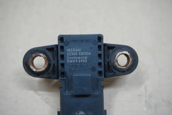 Capteur de pression turbo D40 pour Nissan Navara 2.5 DCI image 3