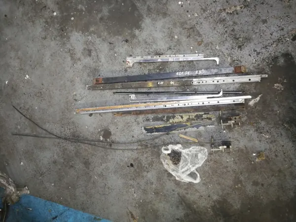 BMW E21 schuifdakmechanisme OEM - Gebruikte staat image 2