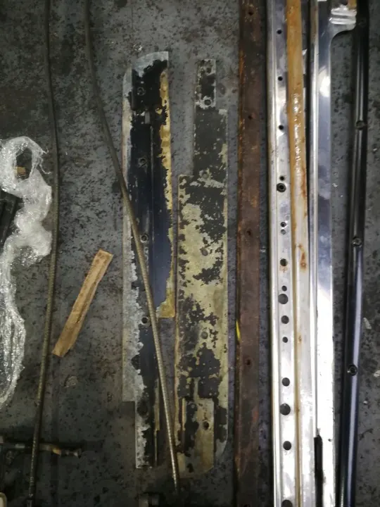 BMW E21 schuifdakmechanisme OEM - Gebruikte staat image 5