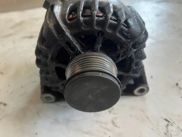 PEUGEOT CITROEN OPEL 1.2 THP Vaihtovirtageneraattori image 2